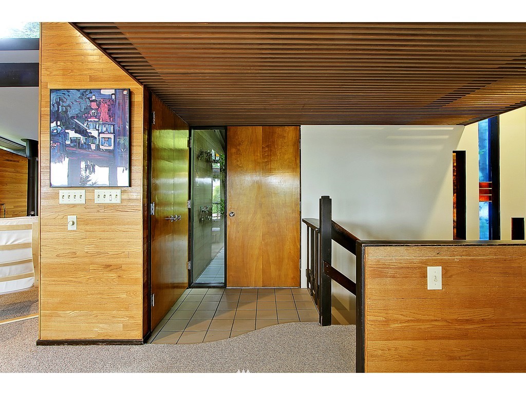 8465 Tillicum Road Southwest Seattle, WA 98136 - Photo 21 of 24 Gallery Image 21
