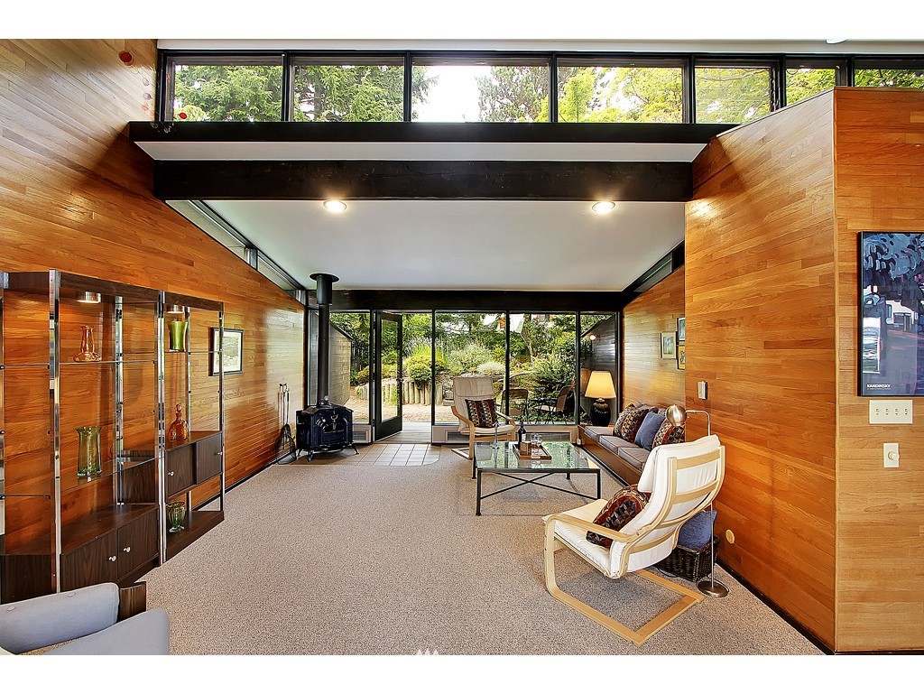 8465 Tillicum Road Southwest Seattle, WA 98136 - Photo 8 of 24 Gallery Image 8