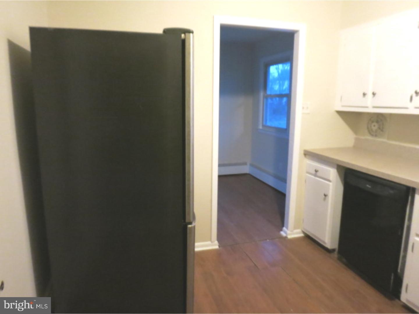 23 Cedarcroft Road Gibbsboro, NJ 08026 - Photo 6 of 21 Kitchen