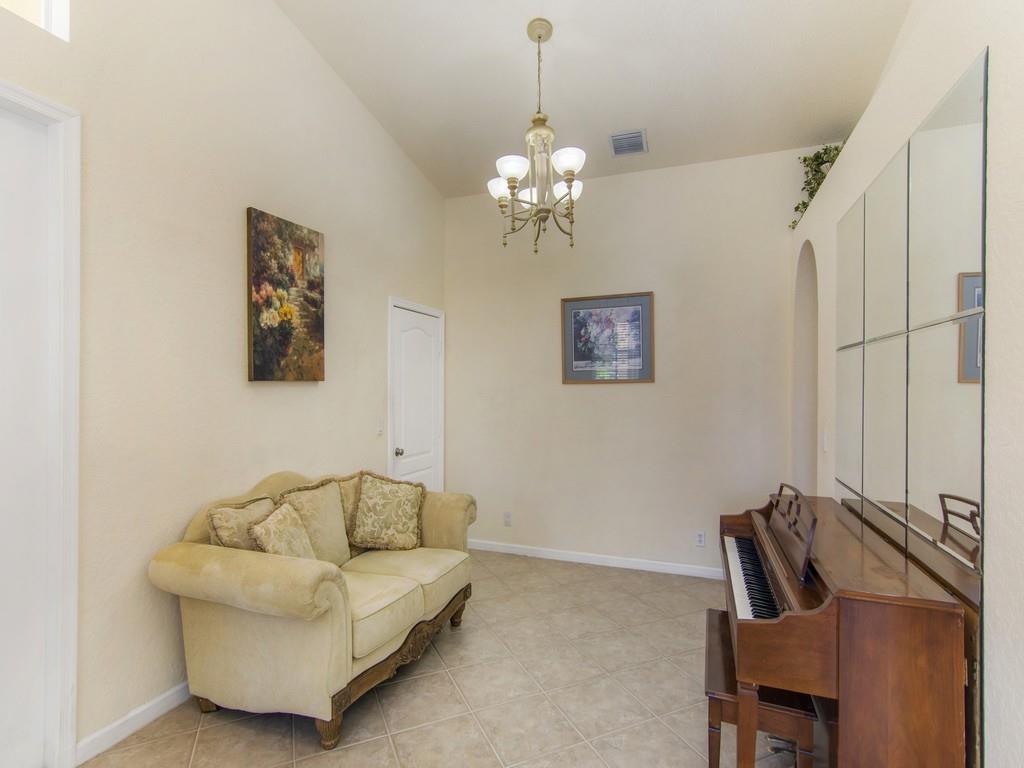 5804 Spring Lake Terrace Fort Pierce, FL 34951 - Photo 3 of 29