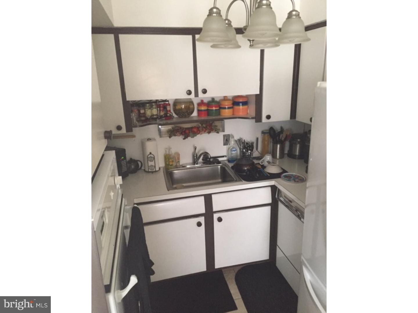 2776 West Country Club Road Philadelphia, PA 19131 - Photo 3 of 11 Unit #1