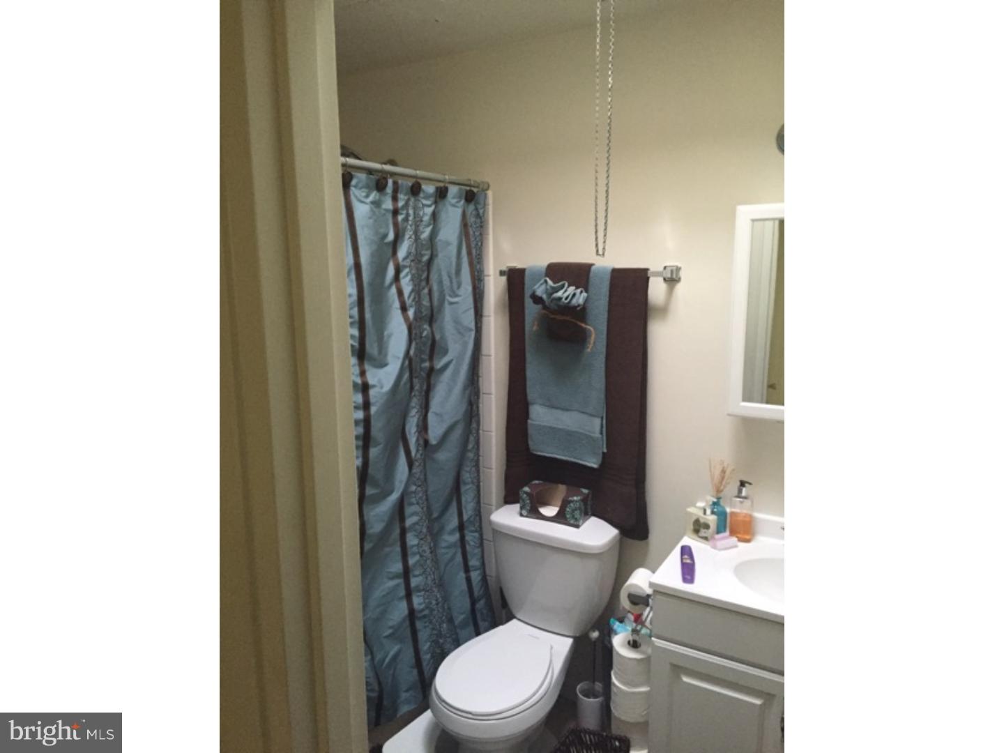2776 West Country Club Road Philadelphia, PA 19131 - Photo 10 of 11 Unit #2