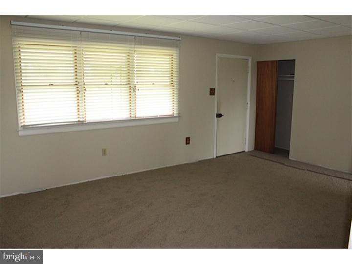 2812 Little Road Perkiomenville, PA 18074 - Photo 5 of 17 Living Room