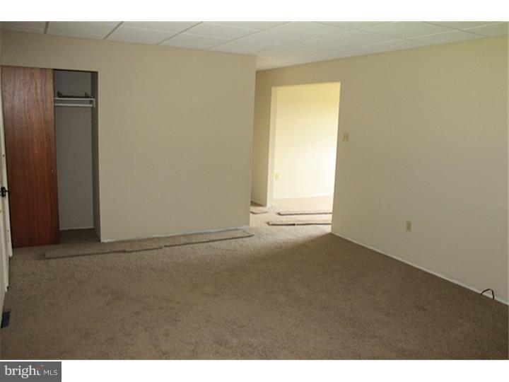 2812 Little Road Perkiomenville, PA 18074 - Photo 6 of 17 Living Room