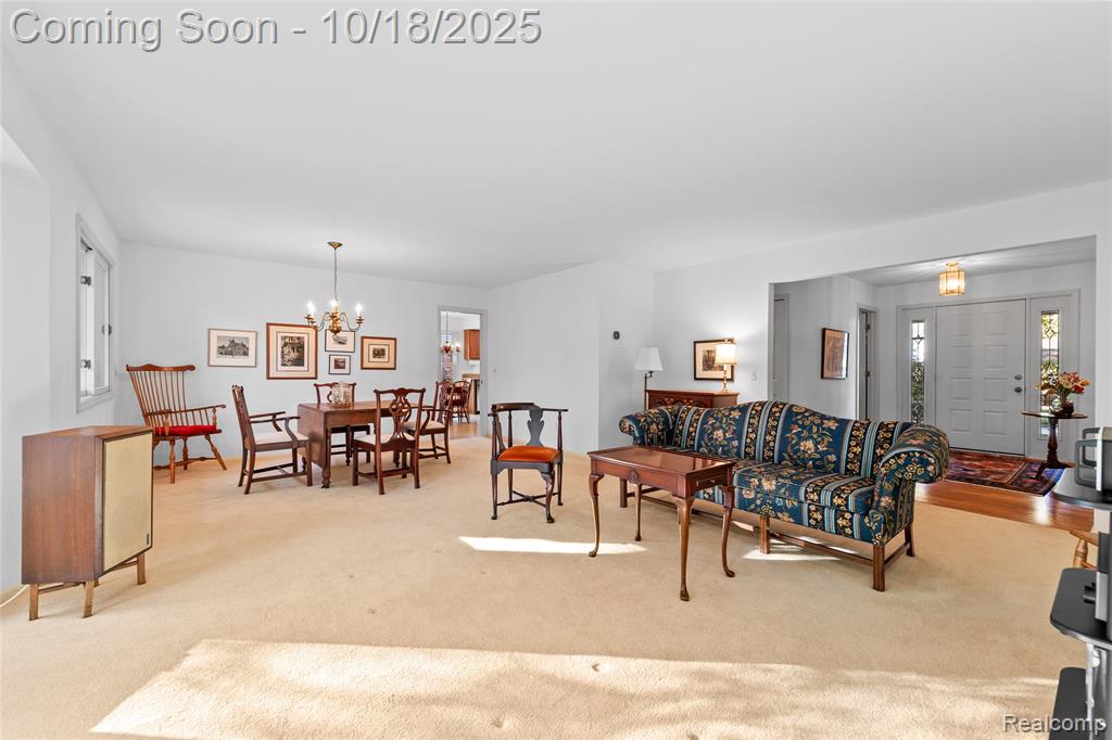 448 Streamview Court Rochester Hills, MI 48309 - Photo 7 of 40