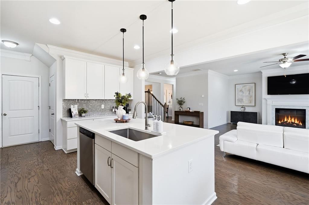 5301 Burrus Lane Southwest Mableton, GA 30106 - Photo 11 of 53