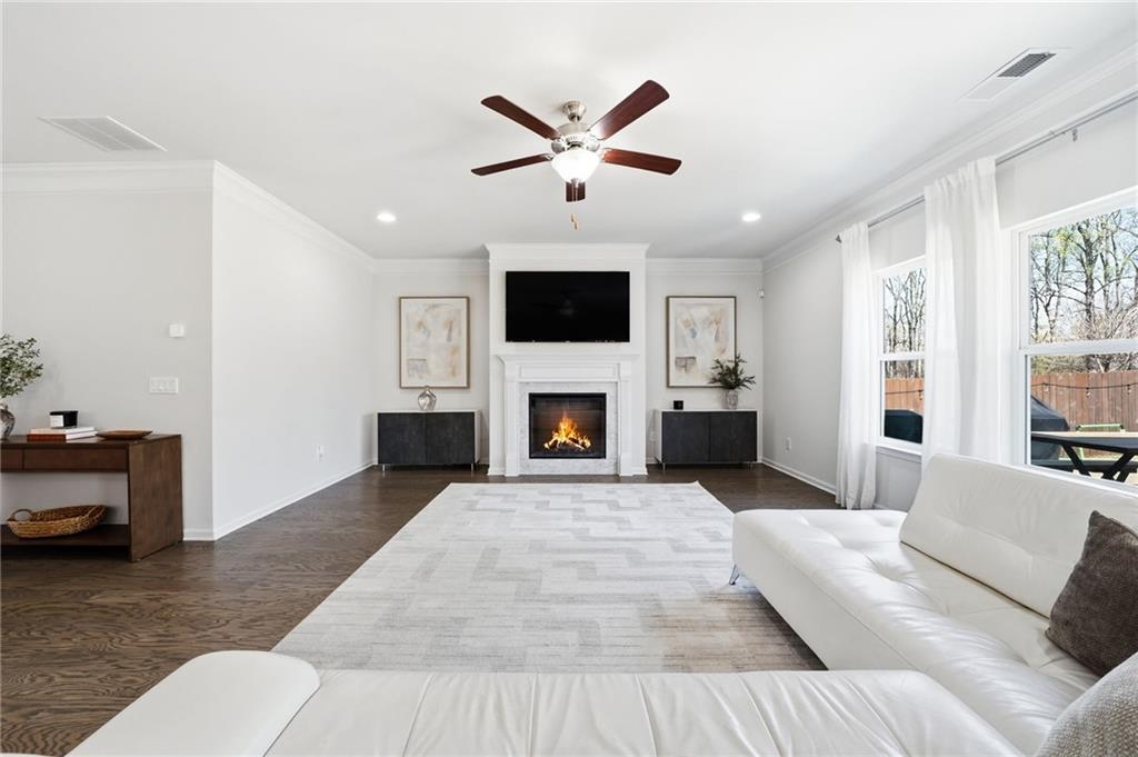 5301 Burrus Lane Southwest Mableton, GA 30106 - Photo 6 of 53