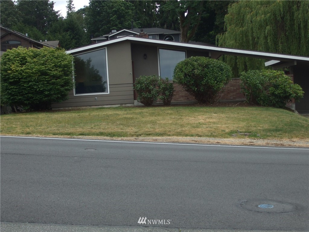 8516 184th Street Southwest Edmonds, WA 98026 - Photo 1 of 25 Gallery Image 1
