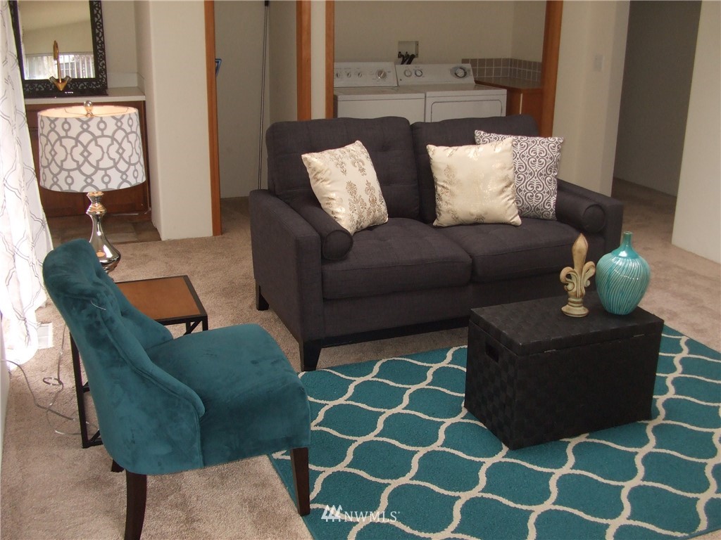 8516 184th Street Southwest Edmonds, WA 98026 - Photo 16 of 25 Gallery Image 16