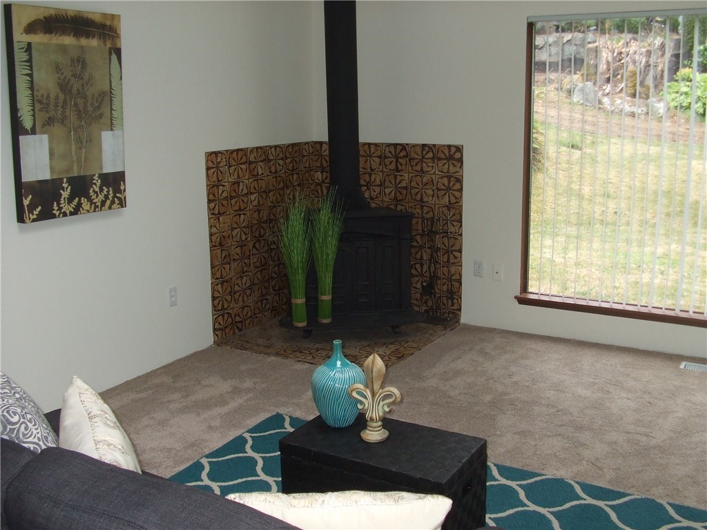 8516 184th Street Southwest Edmonds, WA 98026 - Photo 17 of 25 Gallery Image 17