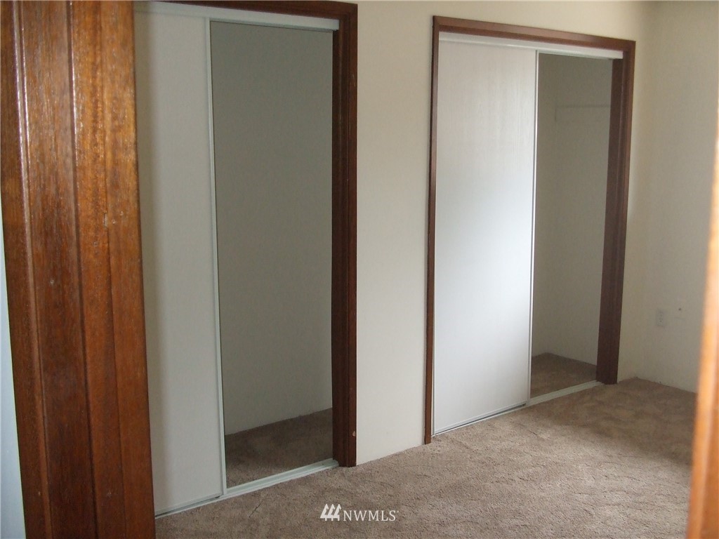 8516 184th Street Southwest Edmonds, WA 98026 - Photo 10 of 25 Gallery Image 10