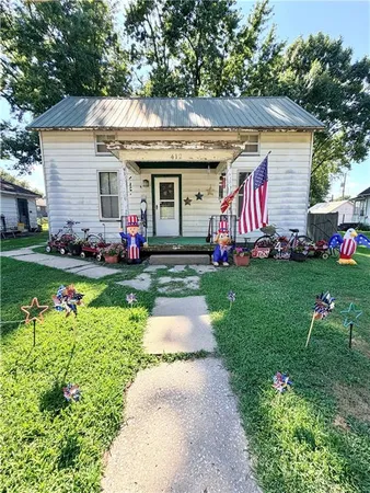 $89,000 | 412 South Bismark Street, Concordia, MO 64020