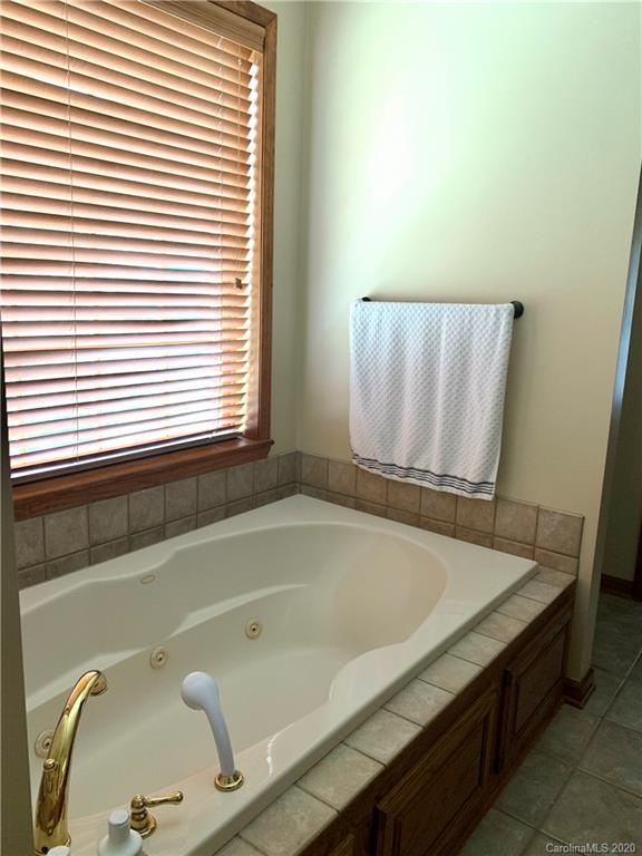 1762 Bost Road Morganton, NC 28655 - Photo 9 of 23 Gallery Image 9