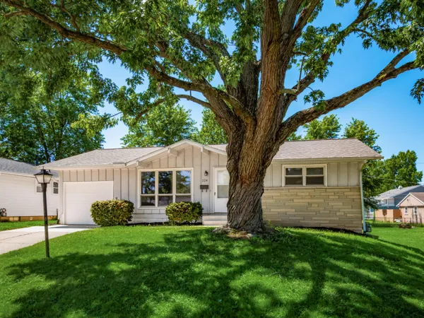 $279,900 | 224 Connolly Street, Marysville, OH 43040