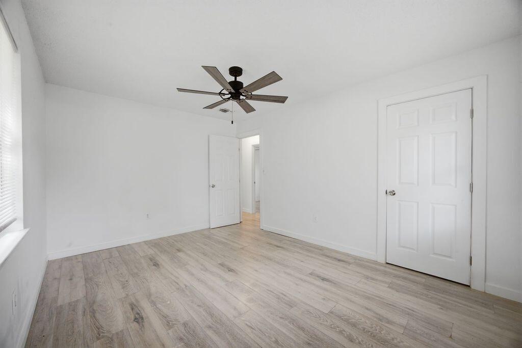 1005 Pinetree Road Mary Esther, FL 32569 - Photo 33 of 46 Primary Bed3