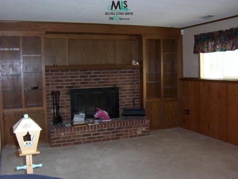 47700 Concord Road Macomb, MI 48044 - Photo 4 of 9 663156-3.JPG