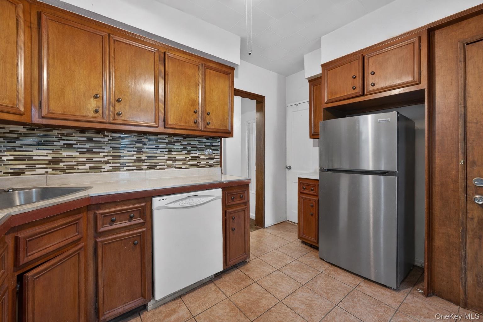 89-31 85th Street Queens, NY 11421 - Photo 11 of 42