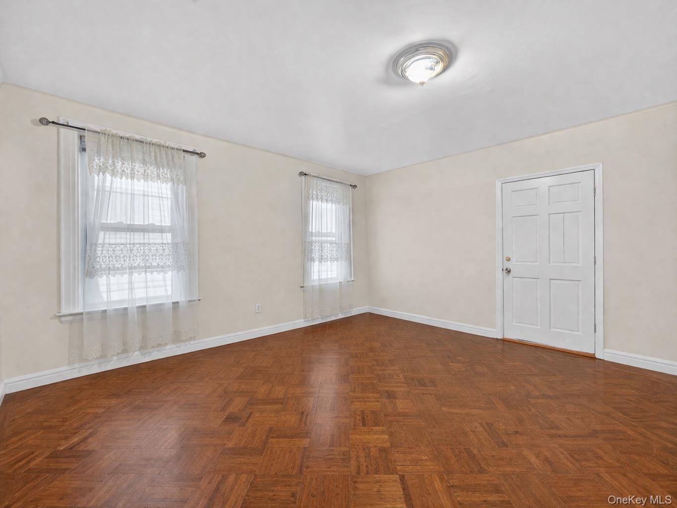 89-31 85th Street Queens, NY 11421 - Photo 4 of 42 living room