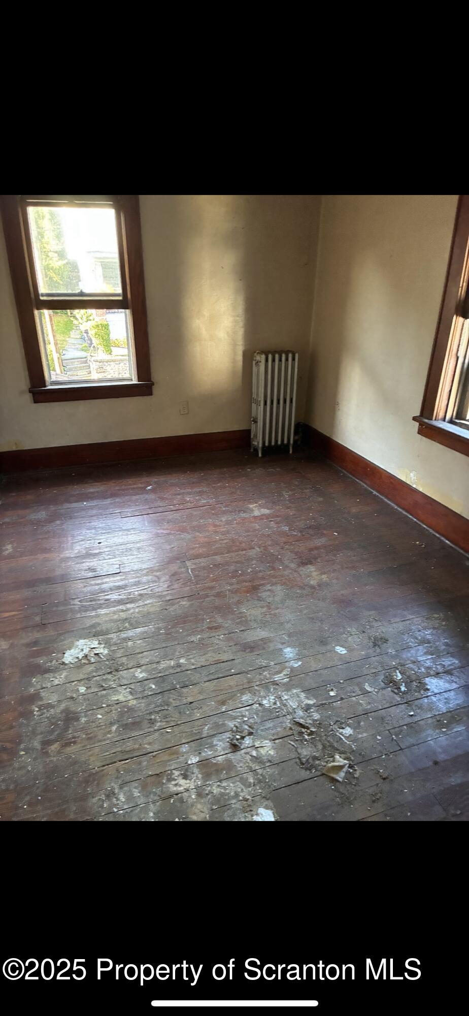 2136 North Main Avenue Scranton, PA 18508 - Photo 16 of 18 a view of lot of kitchen and window