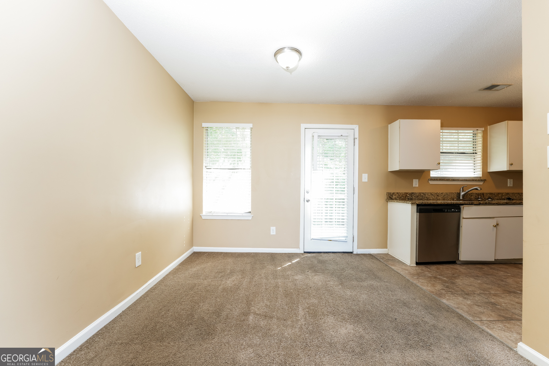 3785 Waldrop Hills Drive Decatur, GA 30034 - Photo 4 of 17