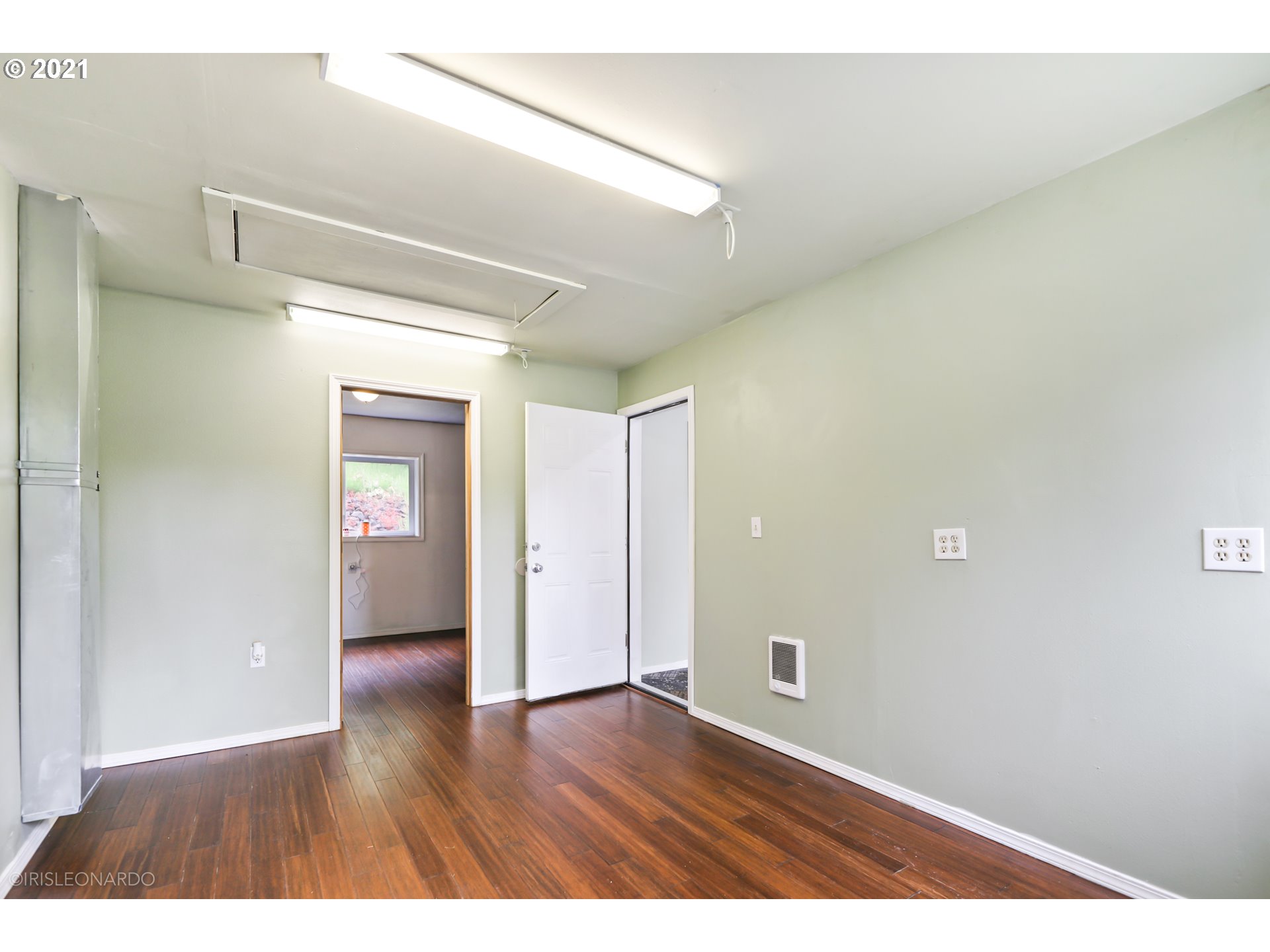 179 Derek Road Kelso, WA 98626 - Photo 11 of 31 Gallery Image 11