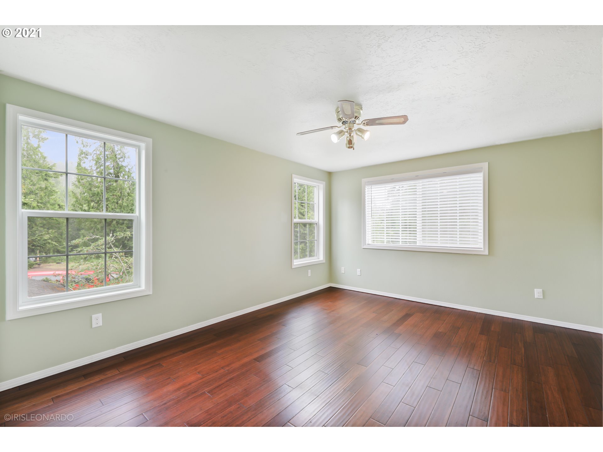 179 Derek Road Kelso, WA 98626 - Photo 15 of 31 Gallery Image 15