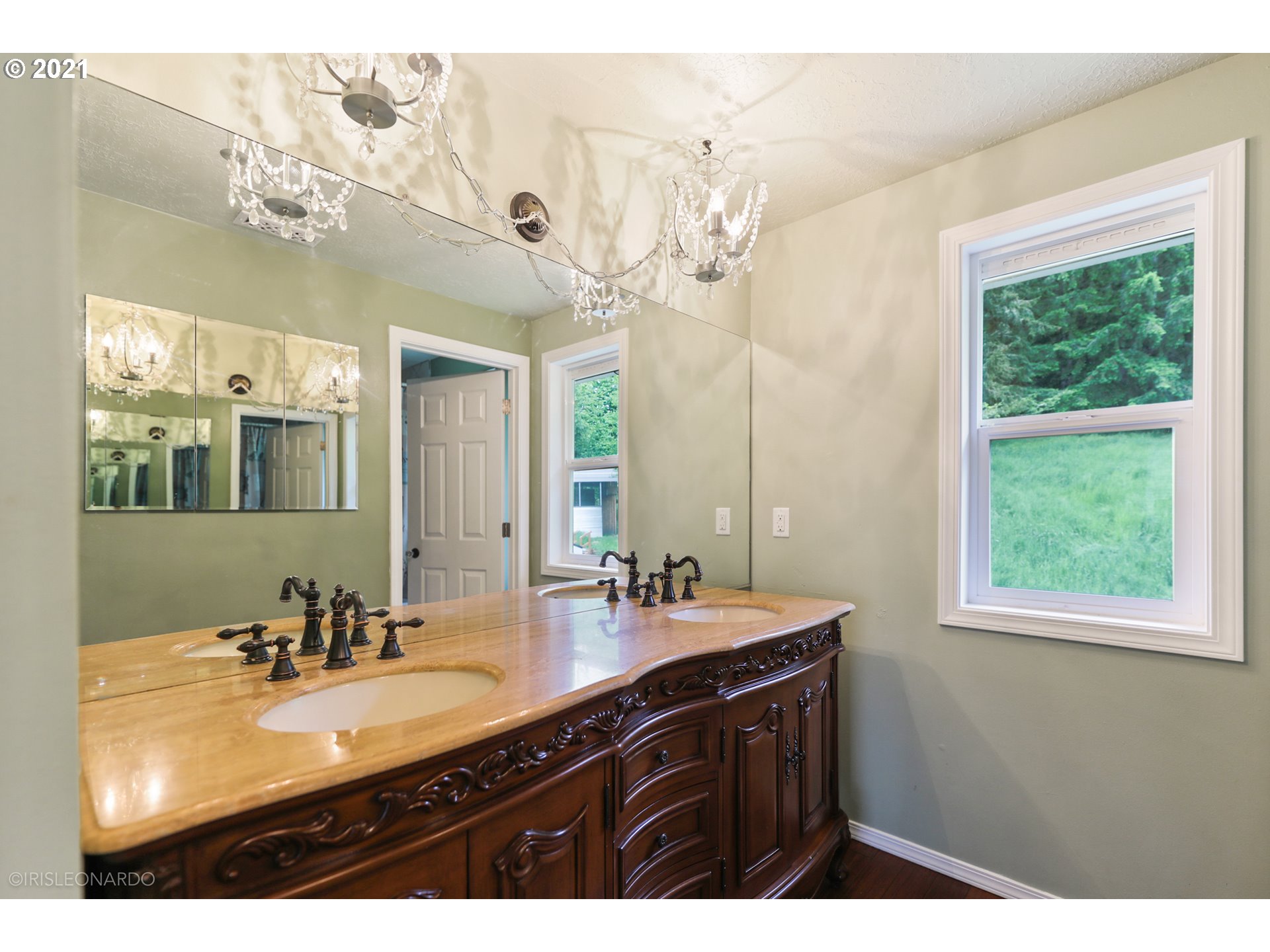 179 Derek Road Kelso, WA 98626 - Photo 17 of 31 Gallery Image 17