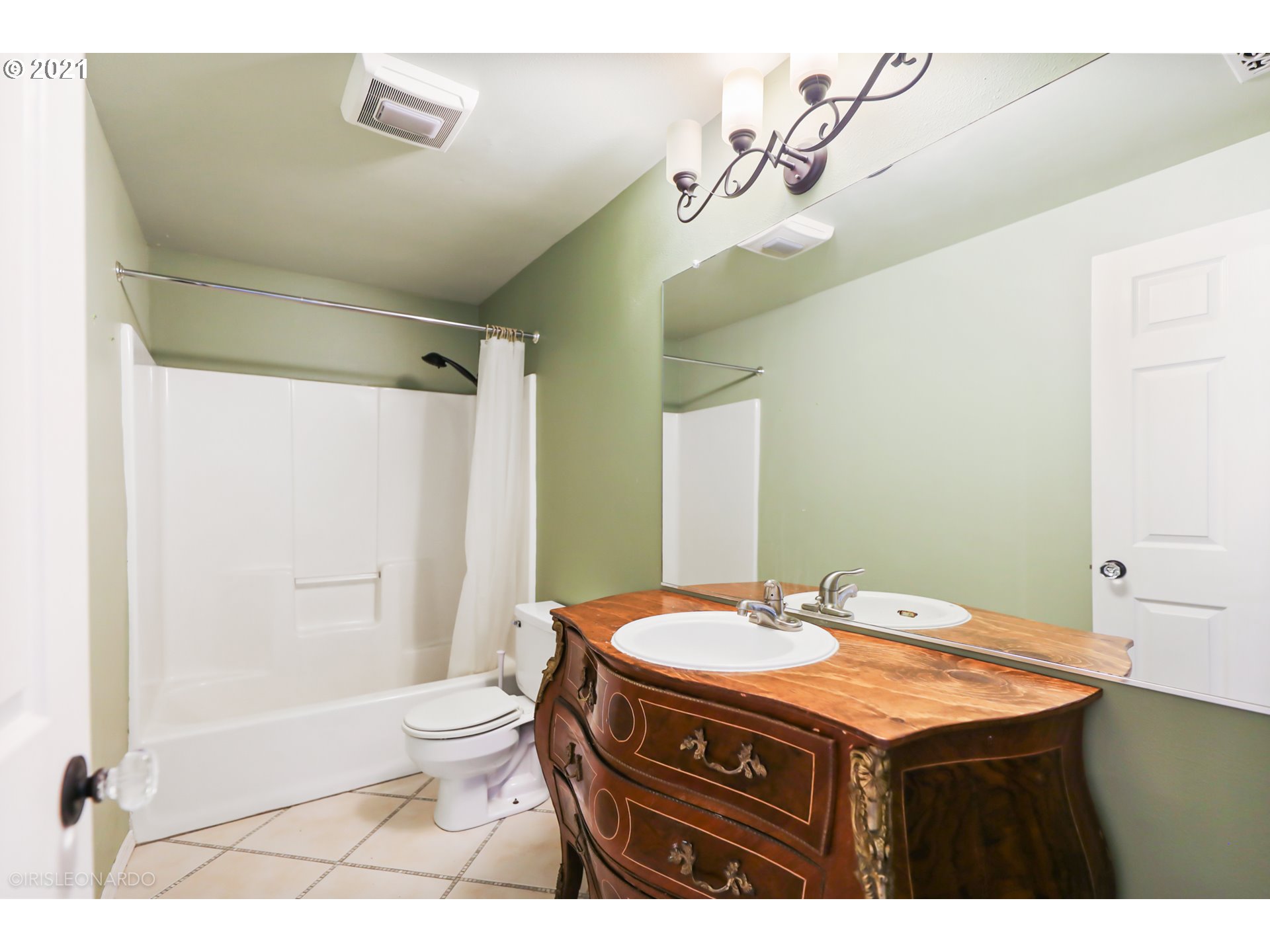 179 Derek Road Kelso, WA 98626 - Photo 20 of 31 Gallery Image 20