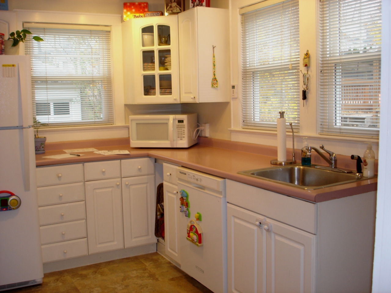 136 Holmes Road Pittsfield, MA 01201 - Photo 3 of 19 136 Kitchen 1