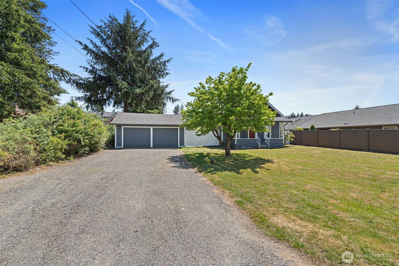 2812 Russell Road Centralia, WA 98531 - Photo 3 of 26