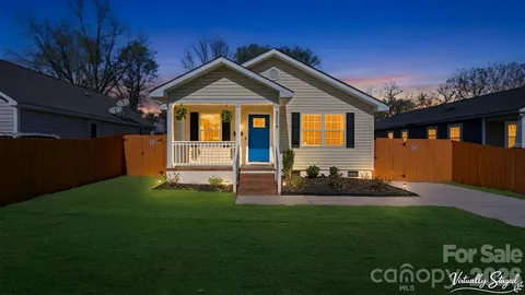$315,000 | 3208 Boyd Street, Charlotte, NC 28208