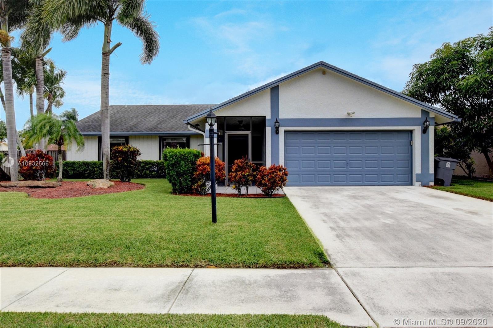9853 Majorca Place Boca Raton, FL 33434 - Photo 1 of 41