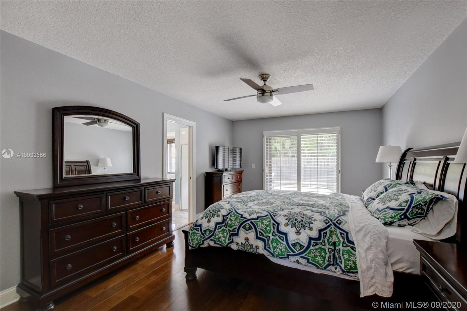 9853 Majorca Place Boca Raton, FL 33434 - Photo 27 of 41