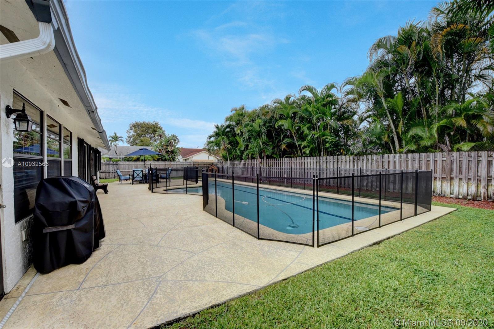 9853 Majorca Place Boca Raton, FL 33434 - Photo 34 of 41