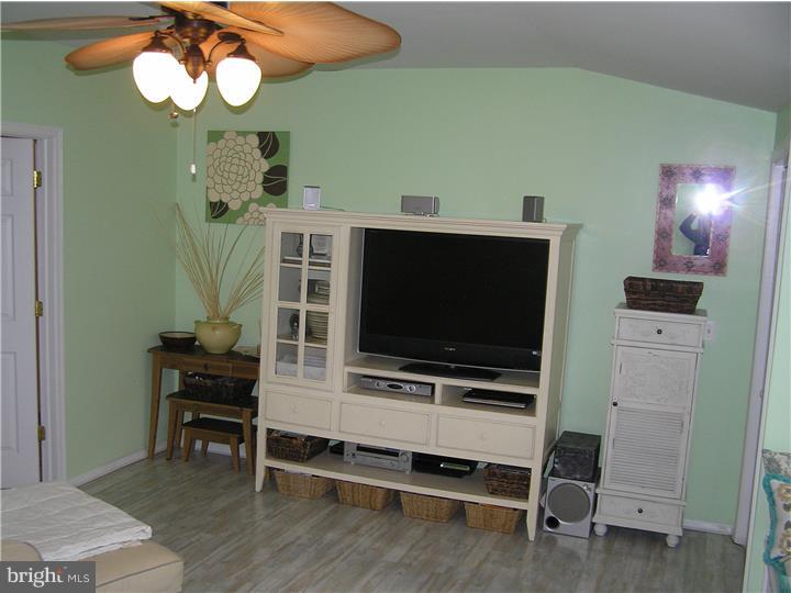 24 Hemlock Road Levittown, PA 19056 - Photo 11 of 24 Bedroom 3