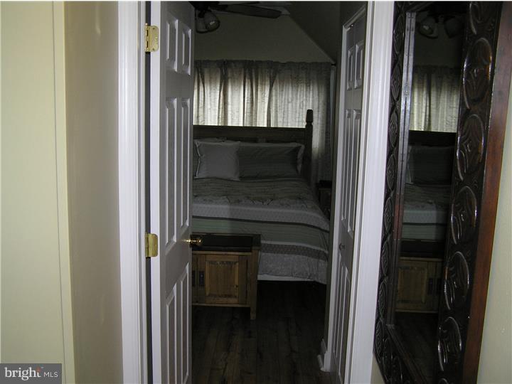 24 Hemlock Road Levittown, PA 19056 - Photo 14 of 24 Bedroom - Main