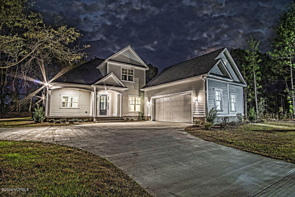 734 Windemere Road Wilmington, NC 28405 - Photo 6 of 13 Model Home at 737 Windemere