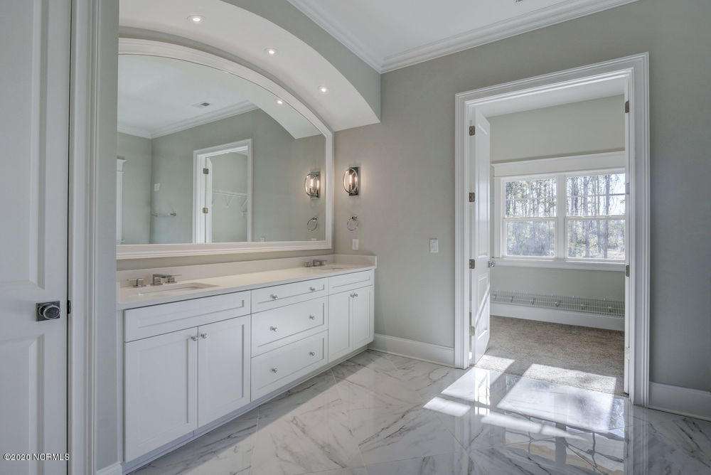 734 Windemere Road Wilmington, NC 28405 - Photo 10 of 13 Model Home at 737 Windemere