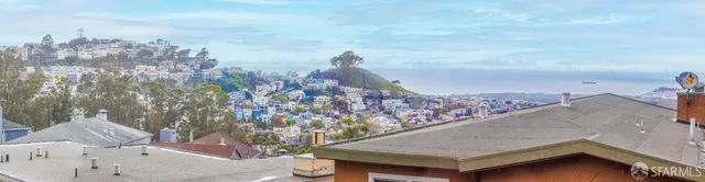 a view of roof and deck