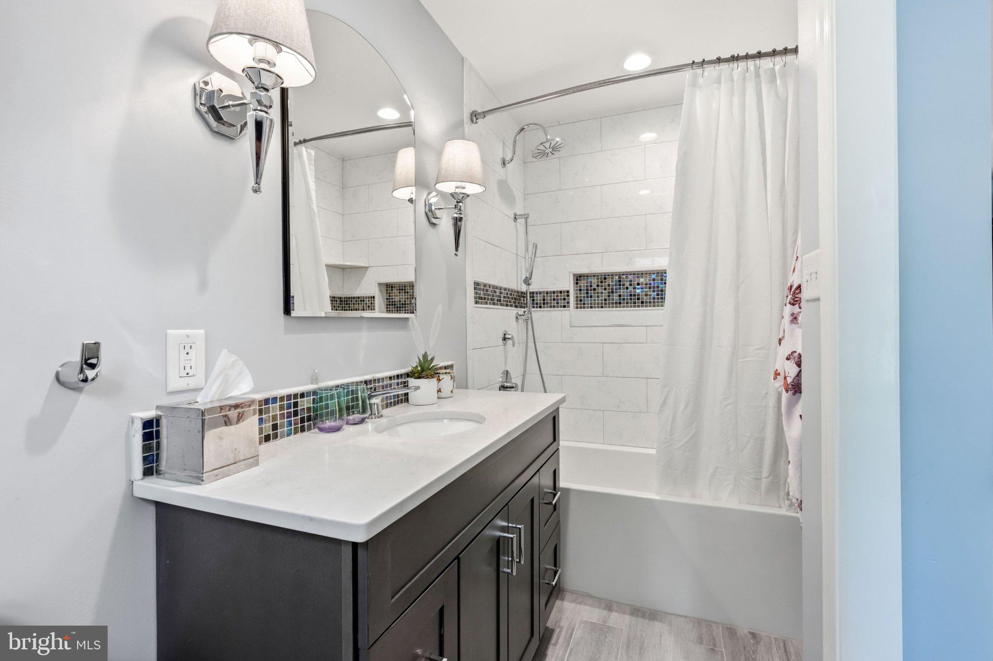 630 Leopard Road Berwyn, PA 19312 - Photo 71 of 91 Modern bathroom with stylish accents.