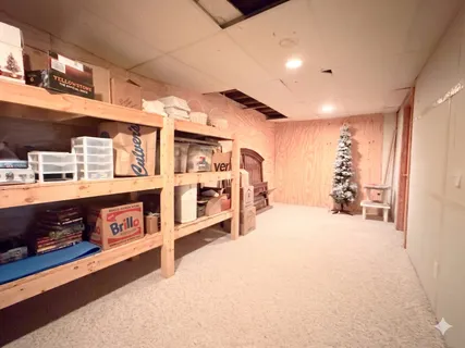 $285,000 | 2022 Aspen Drive, Woodstock, IL 60098