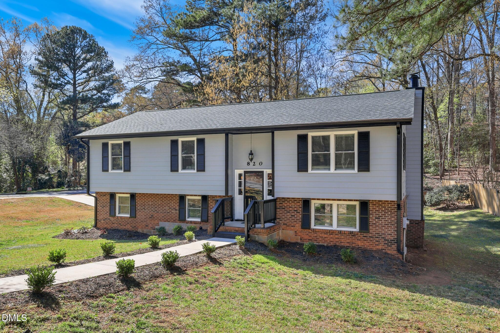 820 Nuttree Place Raleigh, NC 27606 - Photo 2 of 38
