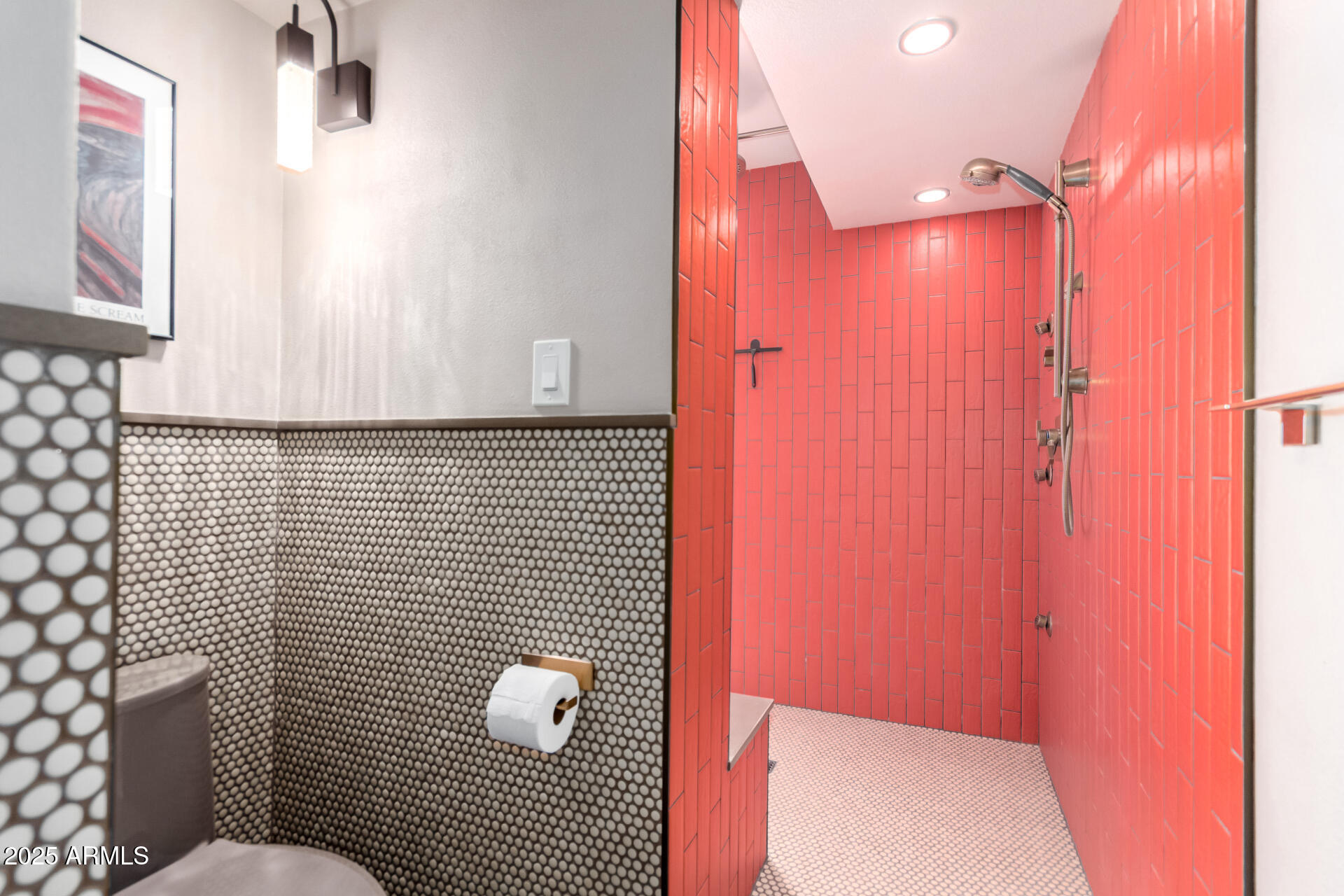 6022 North 10th Way Phoenix, AZ 85014 - Photo 14 of 40 a bathroom with a shower