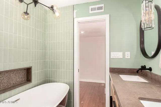 $649,900 | 6022 North 10th Way, Phoenix, AZ 85014