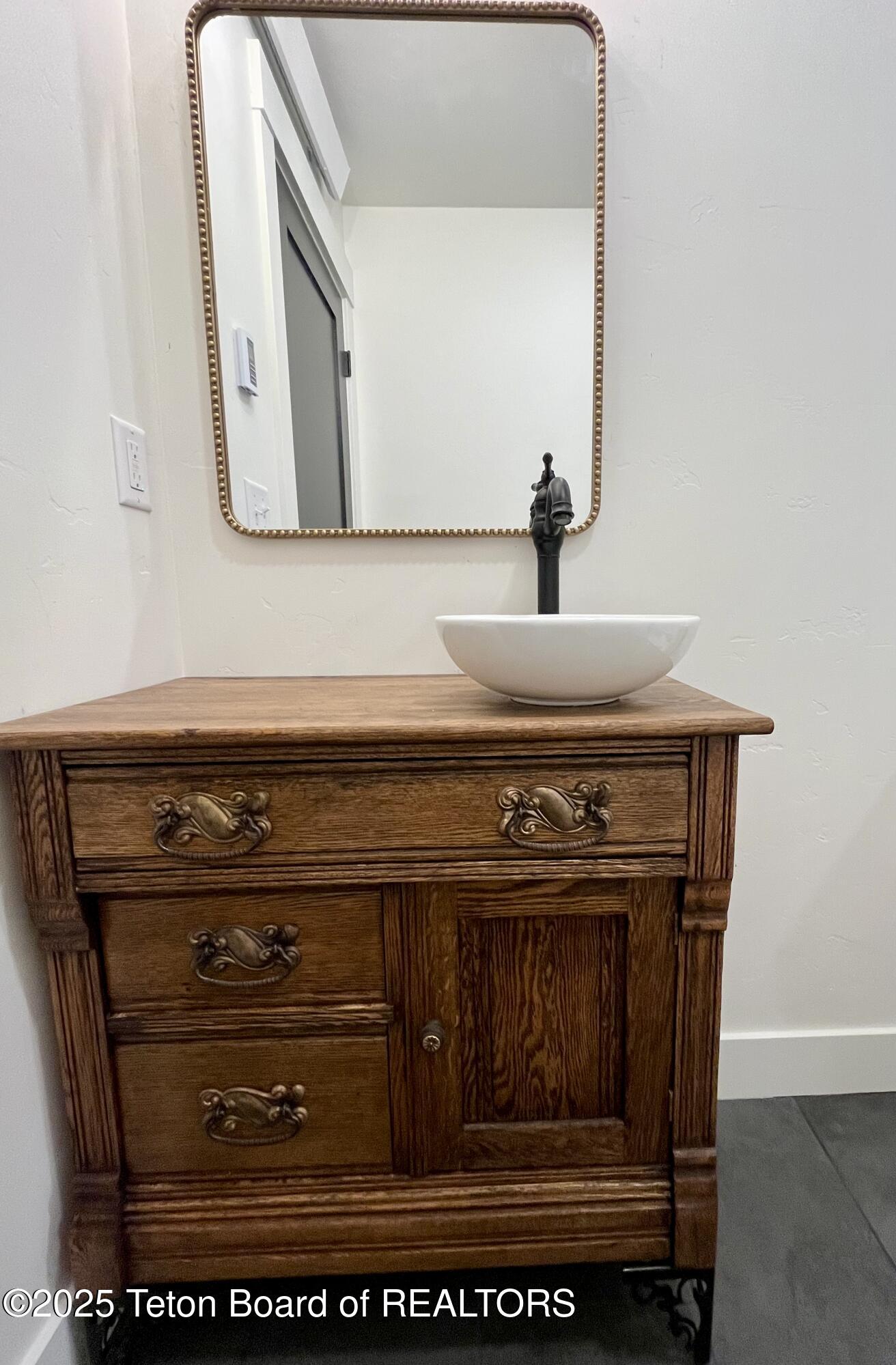 137 Little Greys Loop Etna, WY 83118 - Photo 17 of 29 IMG_5224