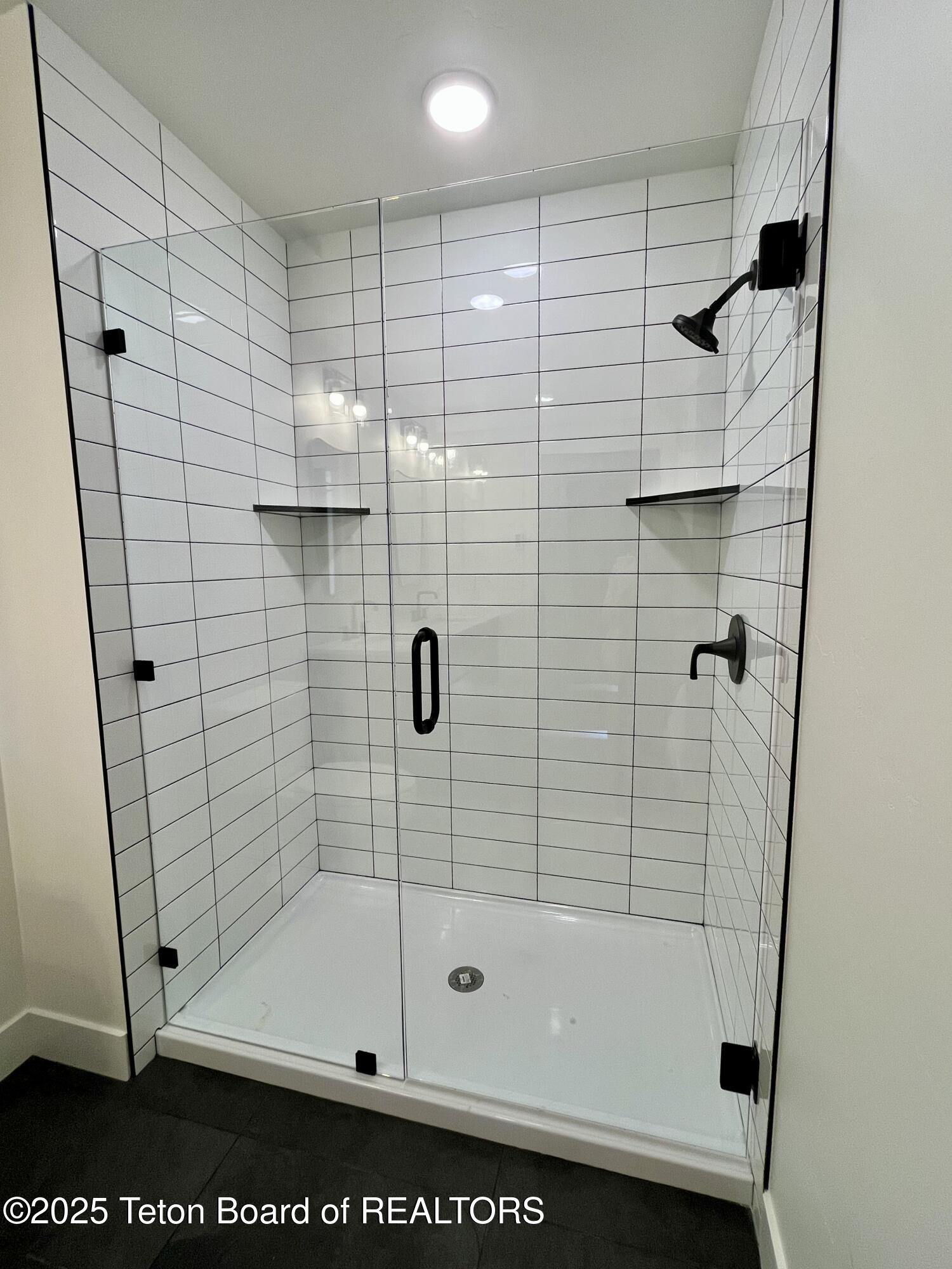 137 Little Greys Loop Etna, WY 83118 - Photo 21 of 29 IMG_5235