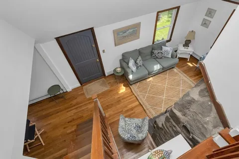 $975,000 | 1 Mohawk Trail, Narragansett, RI 02882