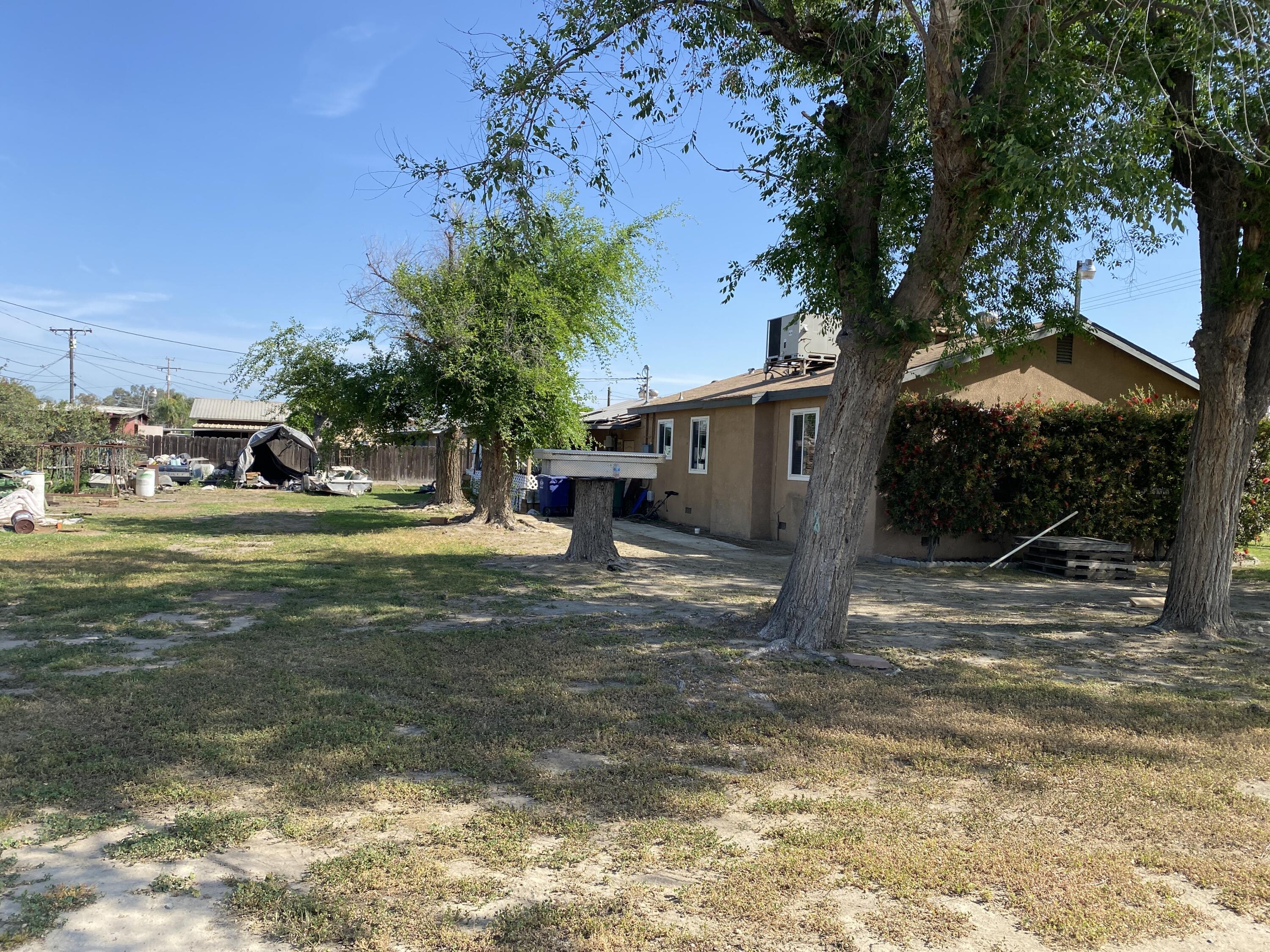 30521 Rd 72 Visalia, CA 93291 - Photo 4 of 11 image