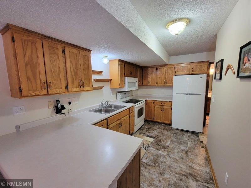 1601 Geske Road Chaska, MN 55318 - Photo 6 of 13 Gallery Image 6