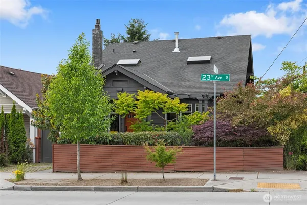 $1,380,000 | 903 23rd Avenue South, Seattle, WA 98144